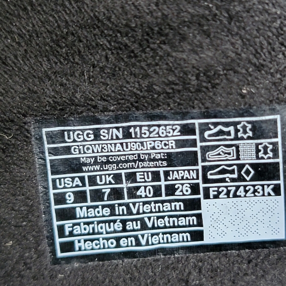 UGG Goldenstar Hi Slingback Sandal - Picture 11 of 12